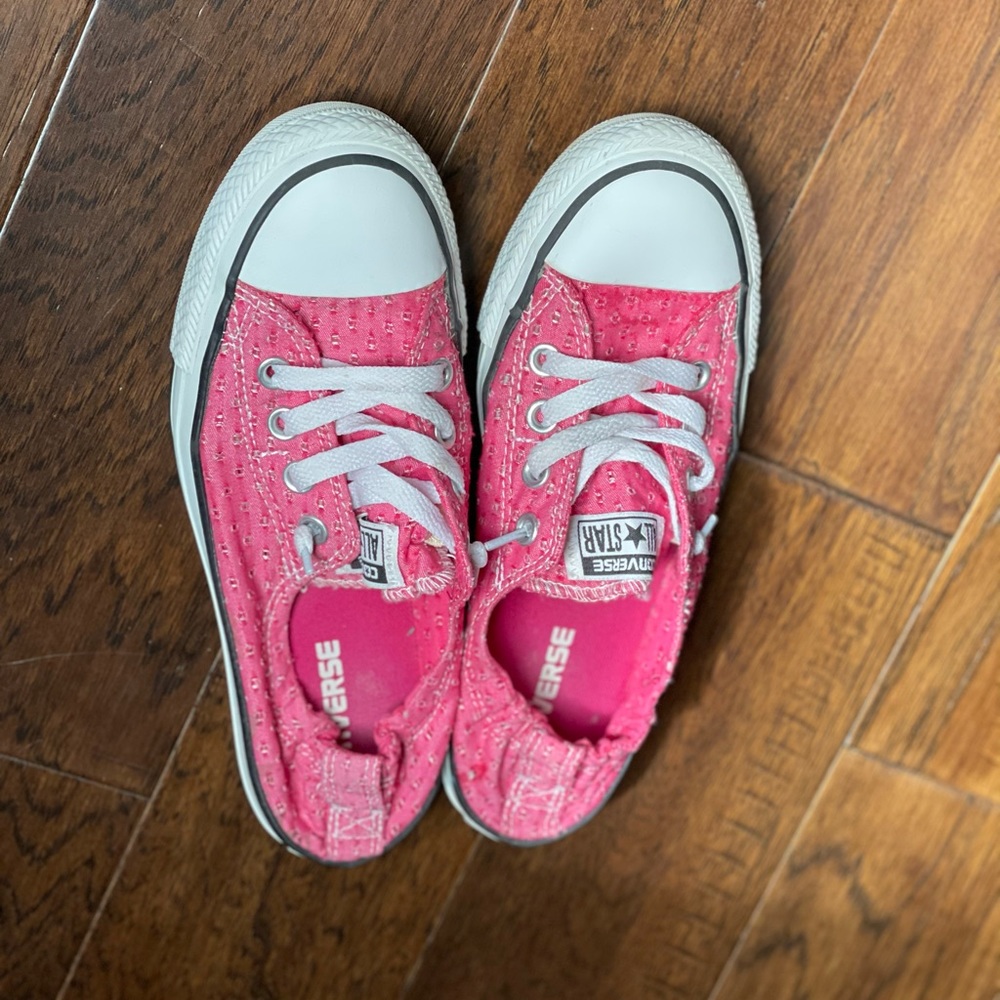 Converse Size 7